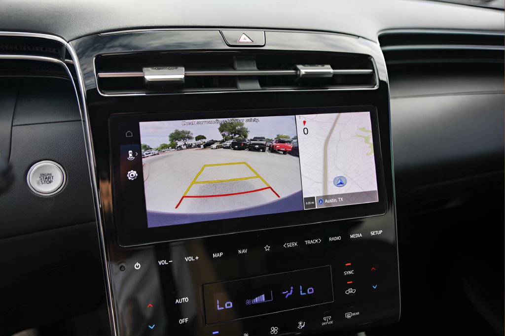 Used 2023 Hyundai Santa Cruz SEL Premium w/ Cargo Package AWD/4WD image 19