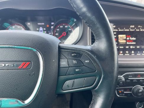 Used 2023 Dodge Charger SXT w/ Blacktop Package image 19