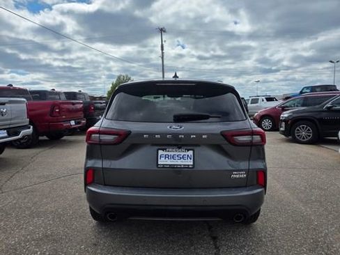 Used 2024 Ford Escape ST-Line w/ Tech Pack #1 AWD/4WD image 7