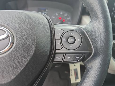 Used 2024 Toyota Corolla LE image 17