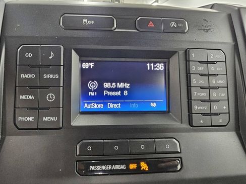 Used 2017 Ford F150 XL w/ Equipment Group 101A Mid AWD/4WD image 17