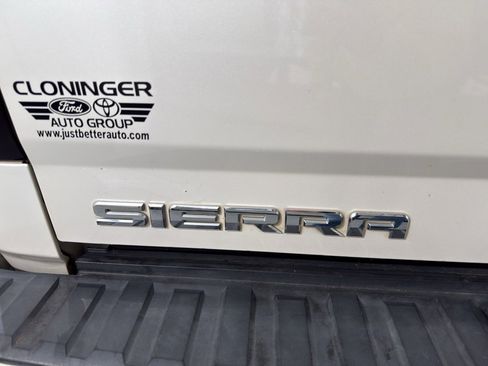 Used 2015 GMC Sierra 1500 Denali image 9