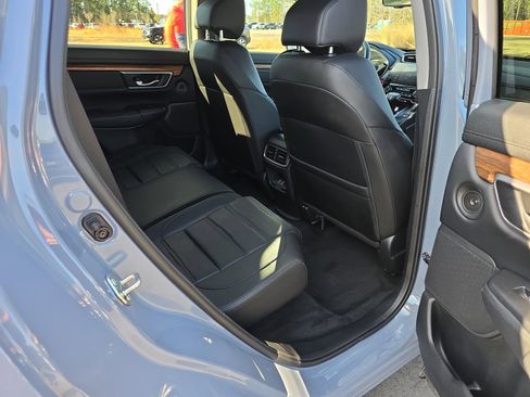 Used 2020 Honda CR-V Touring image 11