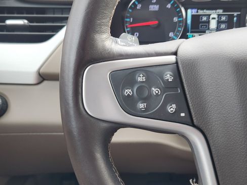 Used 2020 GMC Yukon XL SLT image 31