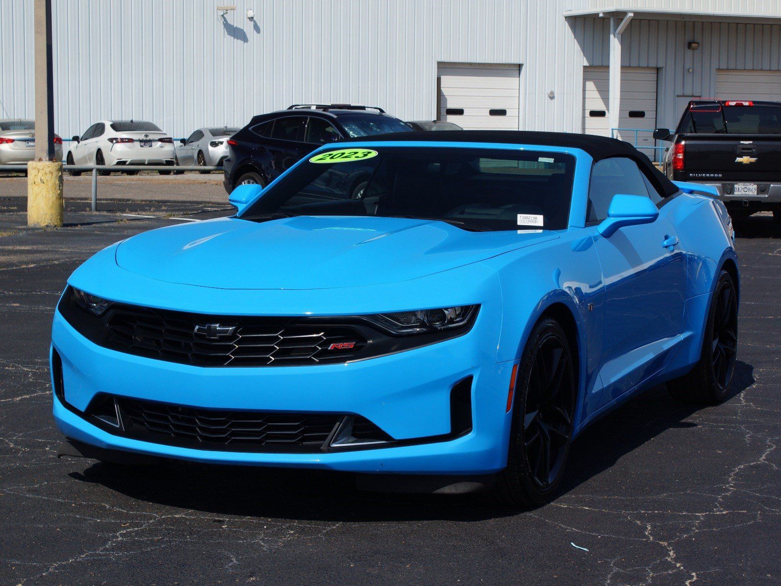 Used 2023 Chevrolet Camaro LT w/ RS Package RWD image 2