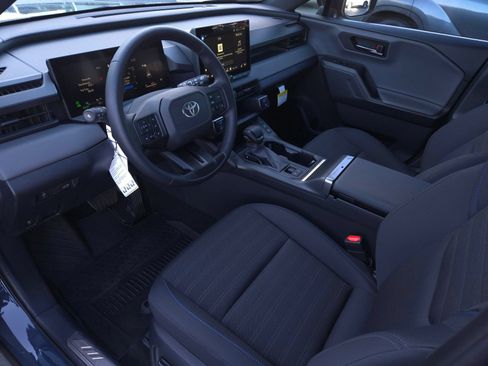 Certified 2026 Toyota RAV4 SE w/ Convenience Package AWD/4WD image 8