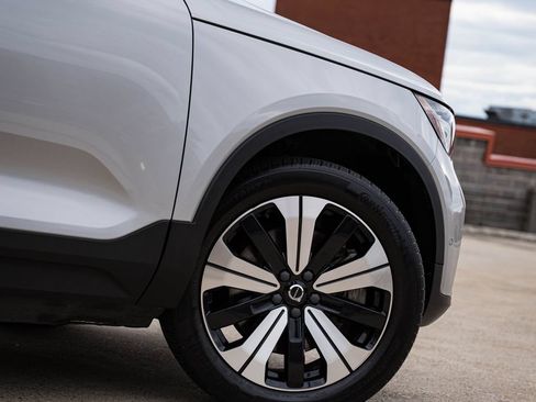 Certified 2023 Volvo C40 P8 Recharge Plus AWD/4WD image 7