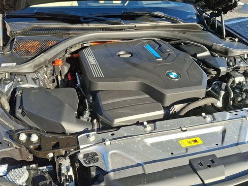 Used 2021 BMW 330e xDrive w/ M Sport Package image 30