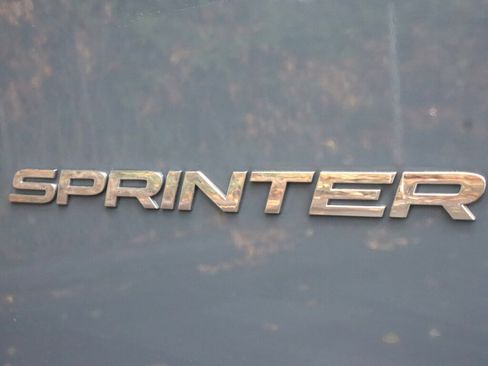 Used 2019 Mercedes-Benz Sprinter 144 image 23