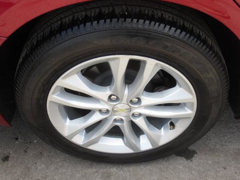 Used 2018 Chevrolet Malibu LT w/ Driver Confidence Package FWD image 6