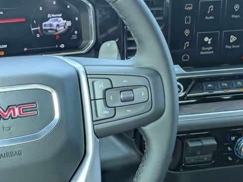 New 2026 GMC Sierra 1500 SLT w/ SLT Premium Plus Package AWD/4WD image 17