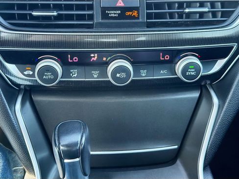 Used 2022 Honda Accord Sport image 17