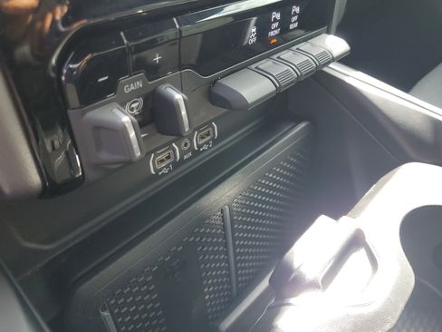 Used 2025 RAM 1500 Big Horn AWD/4WD image 21
