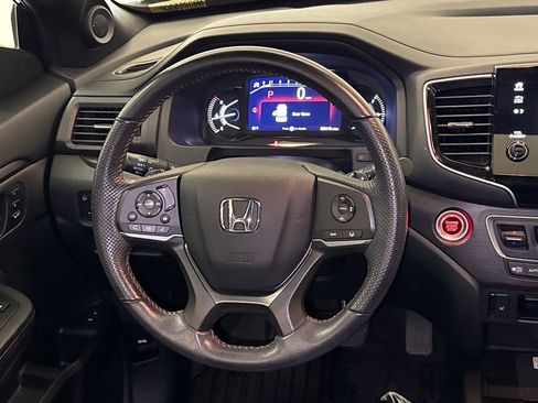 Certified 2022 Honda Passport TrailSport image 14