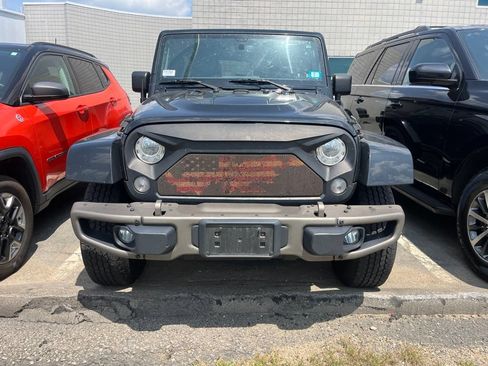 Used 2017 Jeep Wrangler Unlimited Sahara AWD/4WD image 1