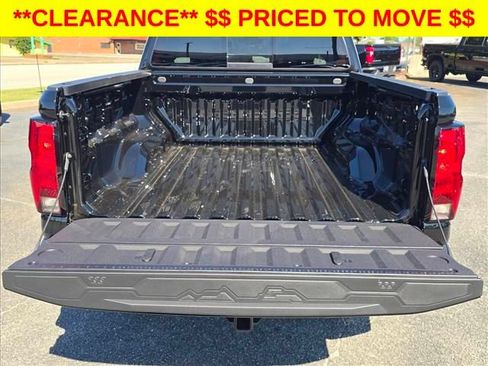 New 2026 Chevrolet Colorado W/T w/ WT Custom Package RWD image 29