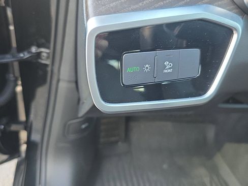 Used 2023 Audi A6 Premium Plus w/ Premium Plus Package image 14