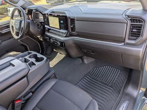 Used 2025 Chevrolet Silverado 1500 LT RWD image 38