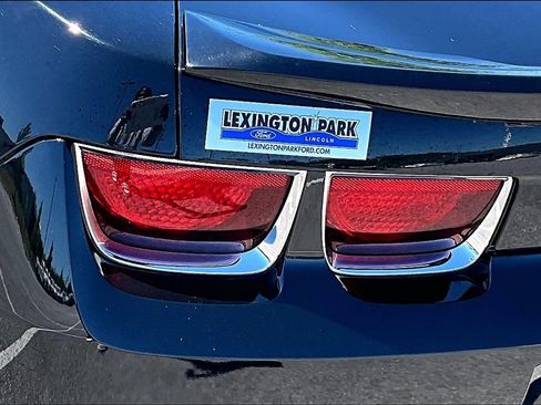 Used 2013 Chevrolet Camaro LT RWD image 22