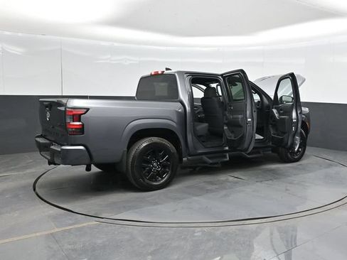 Used 2023 Nissan Frontier SV w/ Midnight Edition Package AWD/4WD image 60