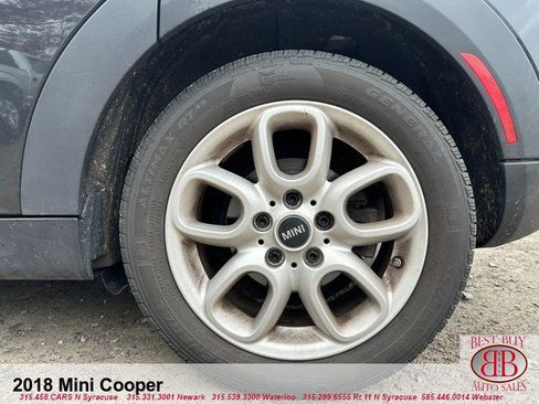 Used 2018 MINI Cooper 4-Door Hardtop w/ Signature Line Package image 9