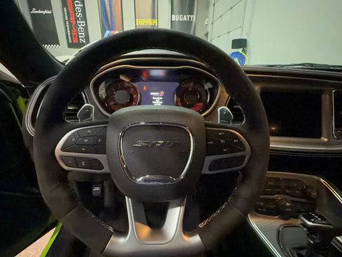Used 2023 Dodge Challenger SRT Hellcat RWD image 8