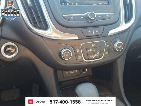 Used 2022 Chevrolet Equinox LT FWD image 21