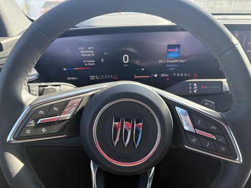 Used 2025 Buick Enclave Preferred image 12