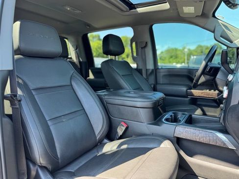 Used 2020 GMC Sierra 2500 Denali w/ Denali Ultimate Package AWD/4WD image 11
