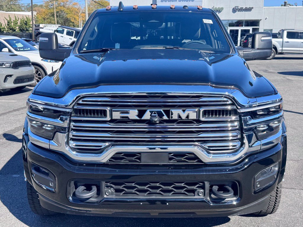 Used 2025 RAM 5500 4x4 Crew Cab w/ Laramie Trim Package image 3