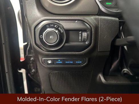Used 2023 Jeep Wrangler Unlimited w/ Cold Weather Group AWD/4WD image 15