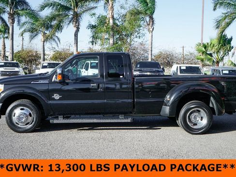 Used 2012 Ford F350 Lariat w/ Chrome Pkg image 5