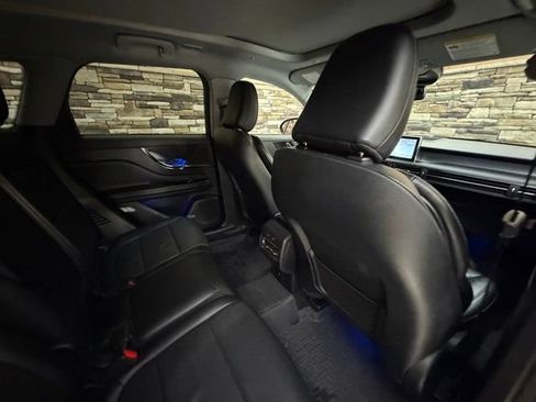 Used 2021 Lincoln Corsair AWD image 32