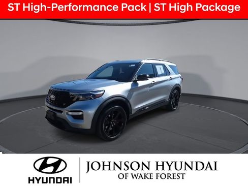 Used 2021 Ford Explorer ST w/ Equipment Group 401A image 4