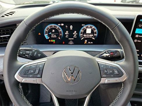 New 2025 Volkswagen Tiguan S image 17