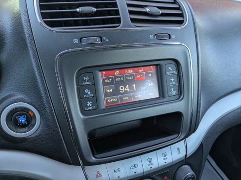 Used 2012 Dodge Journey American Value Package w/ Flexible Seating Group image 15