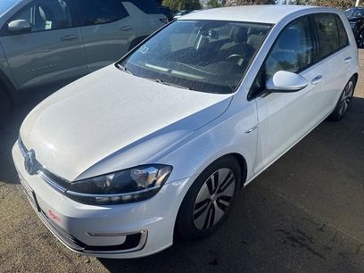 Used 2018 Volkswagen e-Golf SE