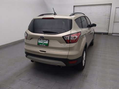 Used 2018 Ford Escape SE w/ SE Sync 3 Package FWD image 7