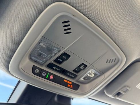 Used 2024 Chevrolet Malibu LT image 25