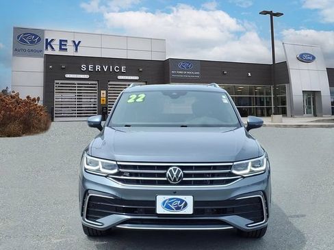 Used 2022 Volkswagen Tiguan SEL R-Line AWD/4WD image 2