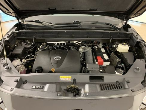 Used 2022 Toyota Highlander Limited image 46