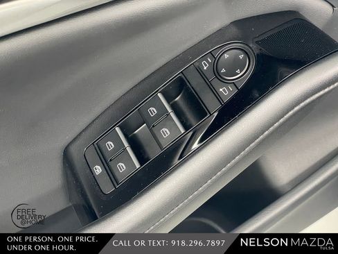 New 2026 MAZDA MAZDA3 2.5 S Preferred image 18