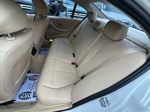 Used 2015 BMW 320i Sedan RWD image 28