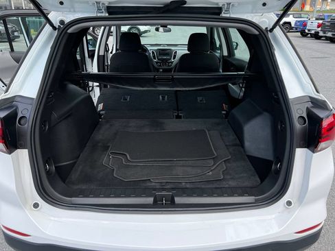 Used 2022 Chevrolet Equinox LS AWD/4WD image 19