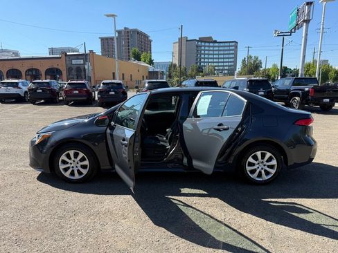 Used 2024 Toyota Corolla LE FWD image 15