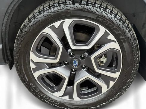 Used 2023 Subaru Ascent Limited w/ Technology Package AWD/4WD image 10