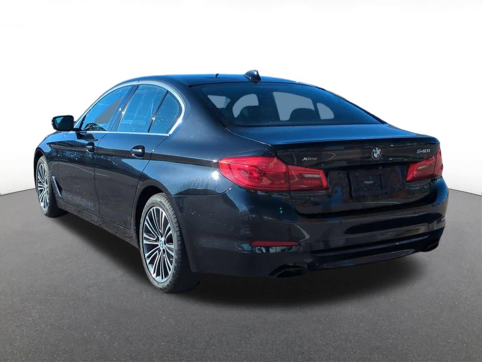 Used 2019 BMW 540i xDrive w/ Convenience Package AWD/4WD image 4