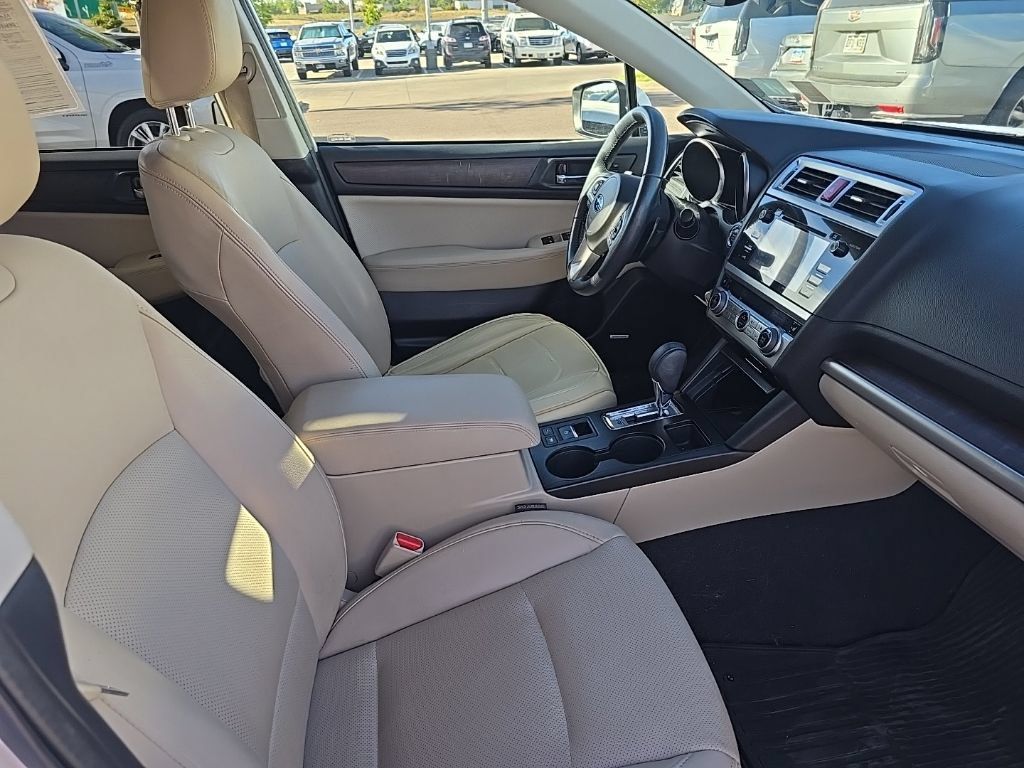 Used 2017 Subaru Outback 2.5i Limited AWD/4WD image 12