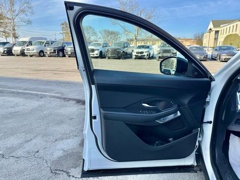 Used 2020 Jaguar E-PACE Base image 25