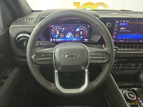 Certified 2024 Chevrolet Colorado Z71 w/ LPO, Dark Essentials Package image 14